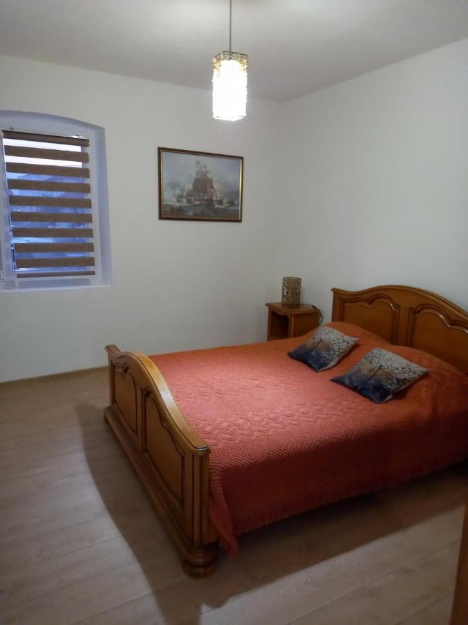 Old Marine House Apartman Tivat Kültér fotó
