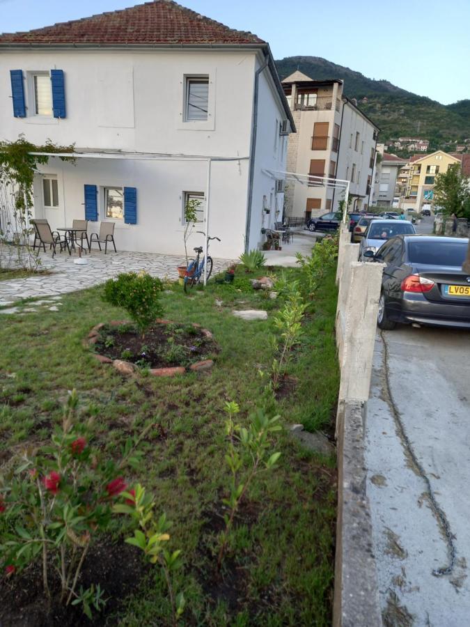 Old Marine House Apartman Tivat Kültér fotó