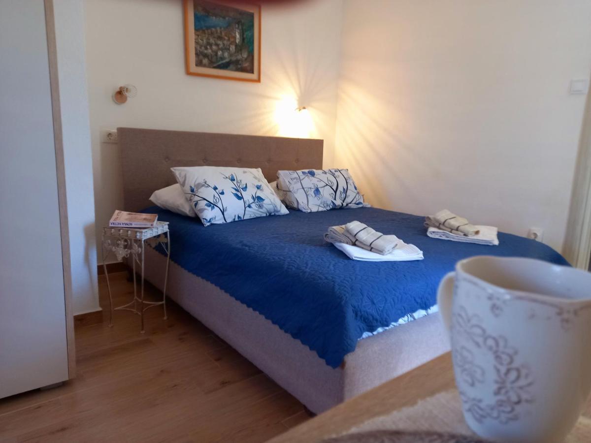Old Marine House Apartman Tivat Kültér fotó